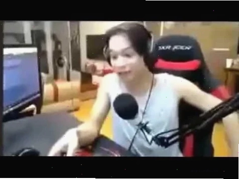 Biểu cảm sợ hãi của mixigaming meme