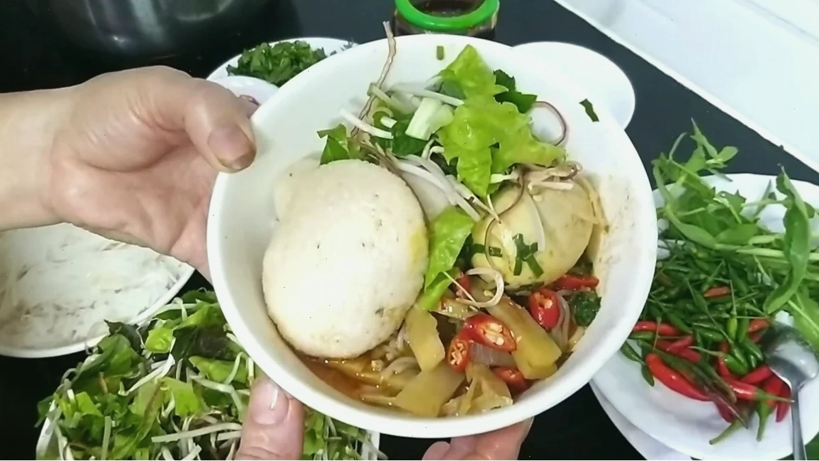 bún cua meme
