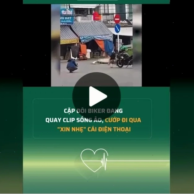 còn gì nữa đâu mà khóc với sầu meme trên điện thoại