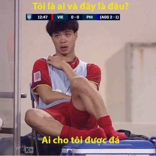 công phượng đảo cánh meme