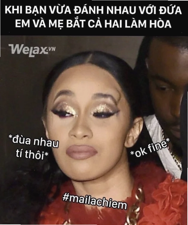 meme ấm ức gà con