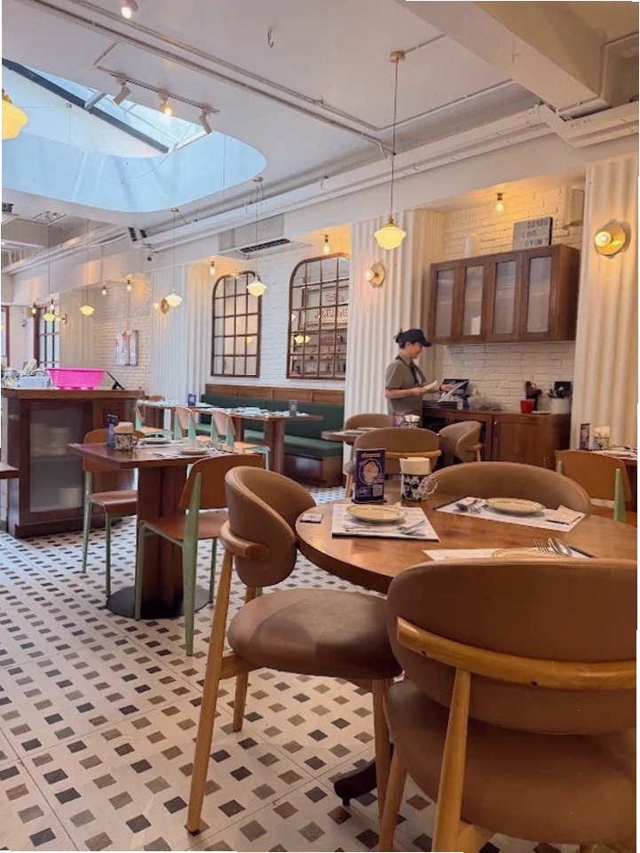 meme bistro mai hắc đế phong cách bày trí tinh tế