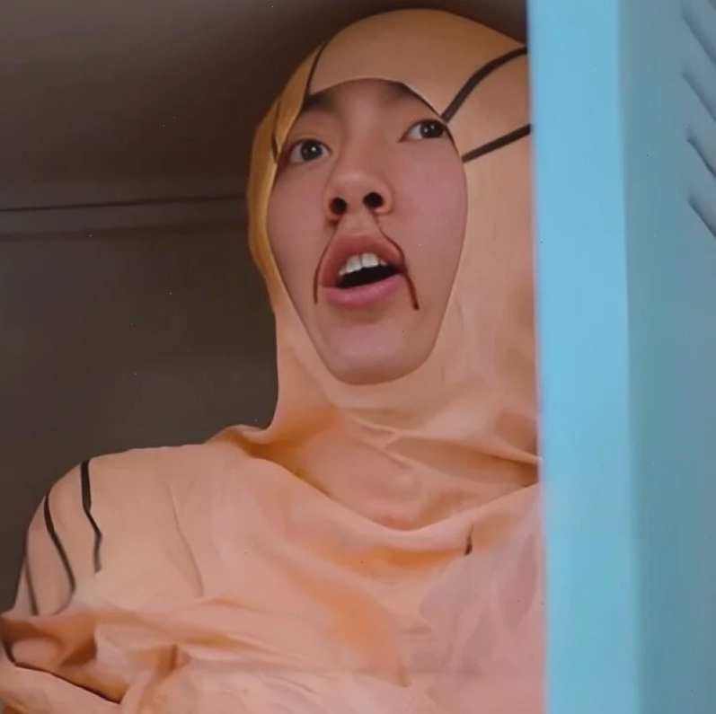 meme chảy máu cam nóng hừng hực