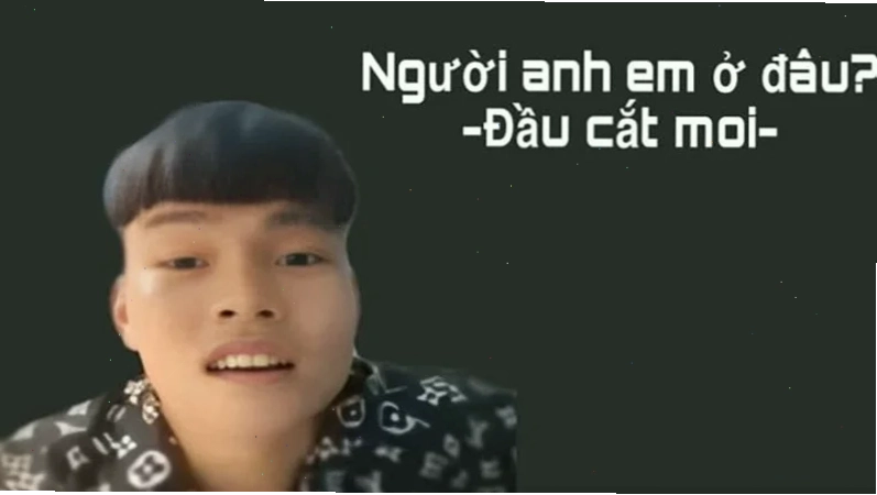 meme chu môi