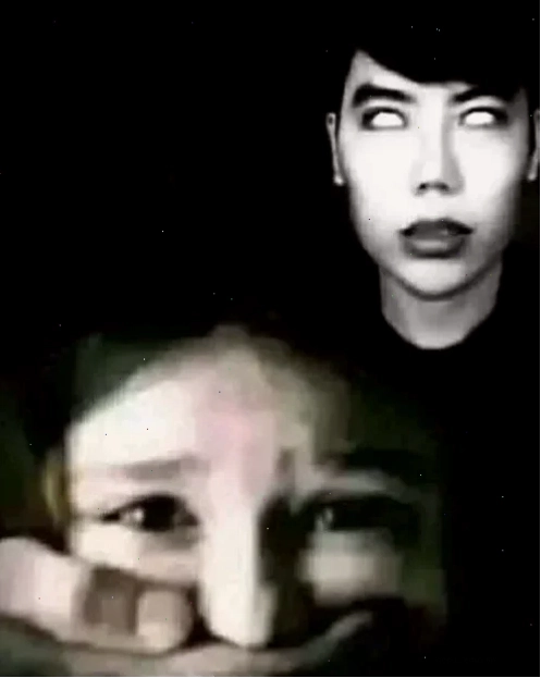 meme chụp ảnh đôi bạn thân