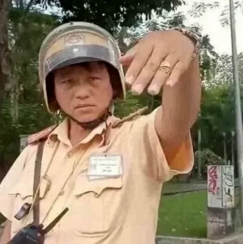 meme csgt bắt xe