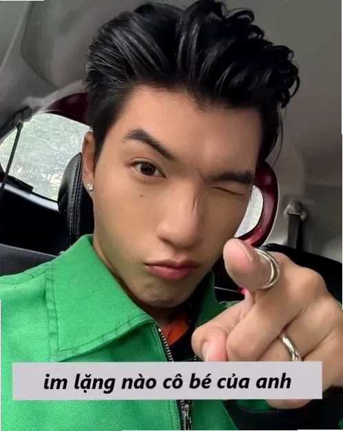 meme hài im lặng bá đạo