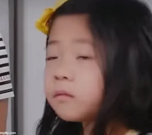 meme mặt buồn của chú ếch