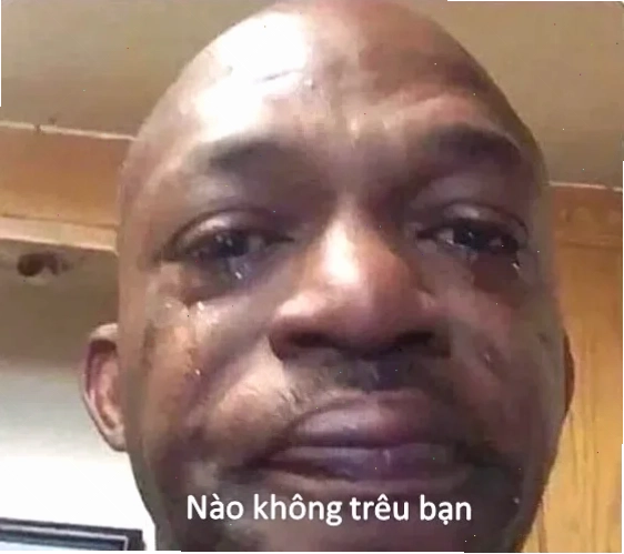 meme mặt buồn nhìn xa xăm