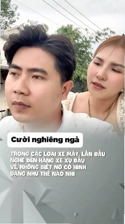 meme nghiêng đầu lo lắng