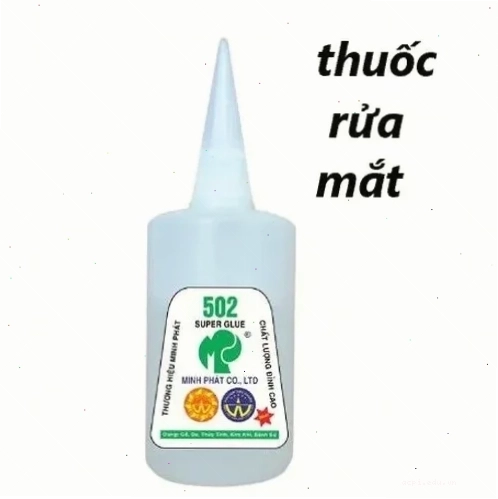 meme nhỏ mắt hài hước