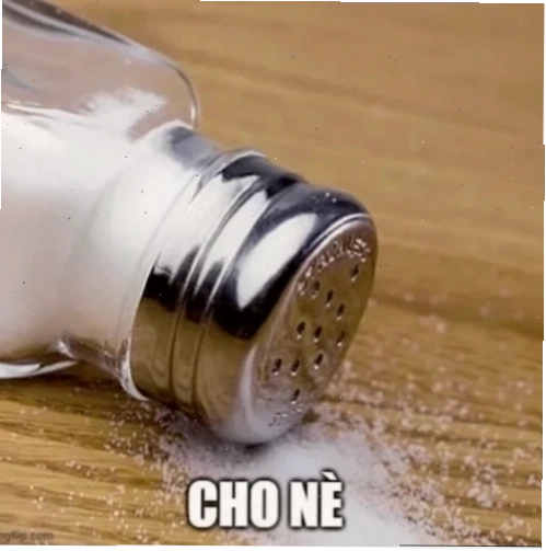 Hình 11 meme rắc muối 11