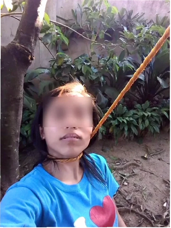 meme treo cổ thiếu sinh khí