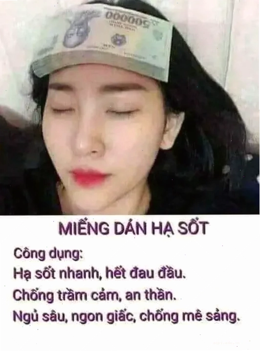 meme ví hết tiền mặt méo xệch