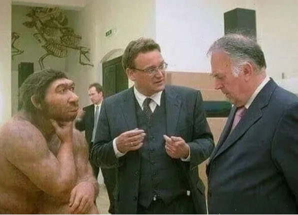 người tối cổ meme hài hước