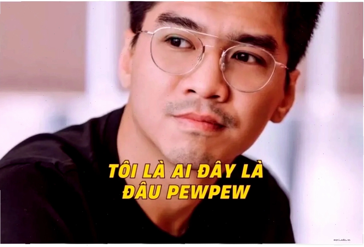 Sự sáng tạo vô hạn với đây là đâu tôi là ai meme